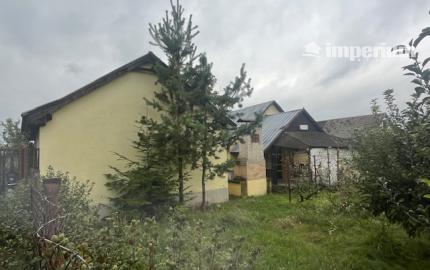 Predaj veľkého pozemku s bývalým Hostincom v obci Macov.