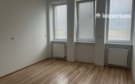Prenájom nebytových a kancelárskych priestorov v obci Štvrtok na Ostrove.