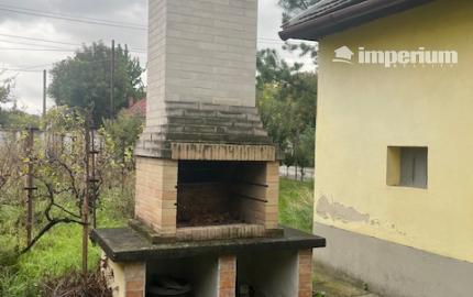 Predaj veľkého pozemku s bývalým Hostincom v obci Macov.