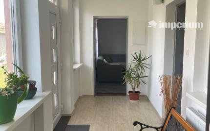 REZERVOVANÉ - Rodinný dom len na skok od koryta Malého Dunaja? TENTO DOMČEK VÁM HO POSKYTNE.