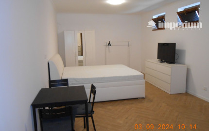 Prenájom zariadeného 1-izbového apartmánu v rodinnom dome mesta Šamorín