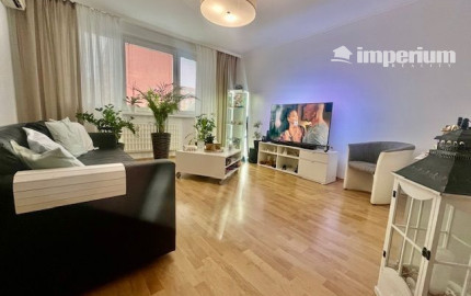 Predaj 3-izbový slnečný byt  blízko centra na ulici Nám.Priateľstva v Dunajskej Strede.