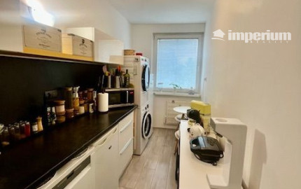 Predaj 3-izbový slnečný byt  blízko centra na ulici Nám.Priateľstva v Dunajskej Strede.