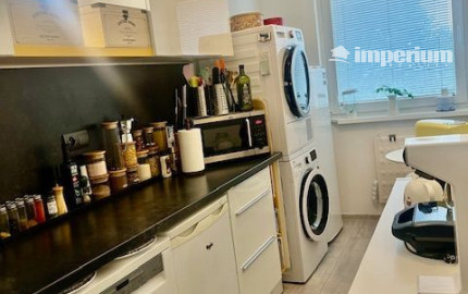 Predaj 3-izbový slnečný byt  blízko centra na ulici Nám.Priateľstva v Dunajskej Strede.