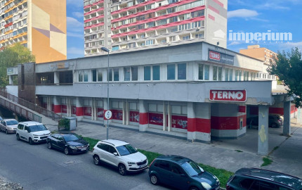 Na predaj pôvodne 3.izb. byt, kompletná rekonštrukcia, Bratislava - Petržalka, Jasovská ulica.