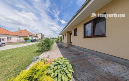 Predaj úžasného bungalovu v prihraničnej obci Medveďov.