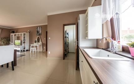 Predaj úžasného bungalovu v prihraničnej obci Medveďov.