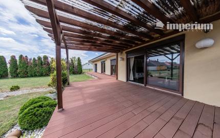 Predaj úžasného bungalovu v prihraničnej obci Medveďov.