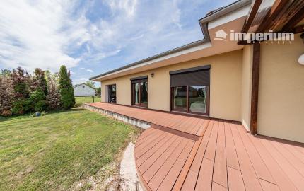 Predaj úžasného bungalovu v prihraničnej obci Medveďov.