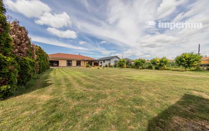 Predaj úžasného bungalovu v prihraničnej obci Medveďov.