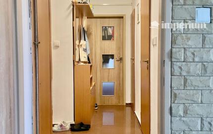 REZERVOVANÉ - predaj 2 izb. byt v Šamoríne, Školská ul.