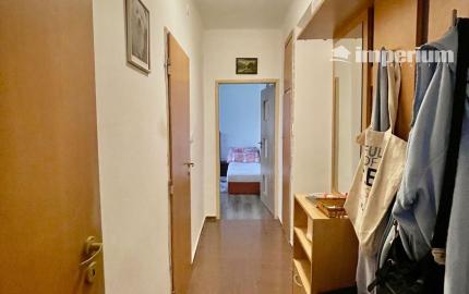 REZERVOVANÉ - predaj 2 izb. byt v Šamoríne, Školská ul.