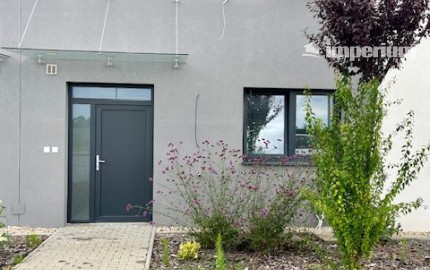 Rovinka -predaj 4 izbový byt so záhradkou.