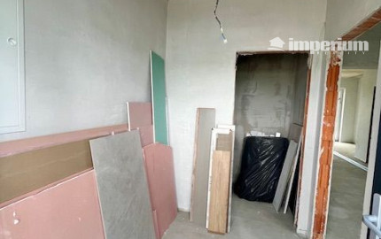 Rovinka -predaj 4 izbový byt so záhradkou.