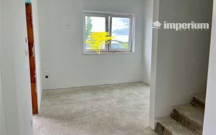 Rovinka -predaj 4 izbový byt so záhradkou.