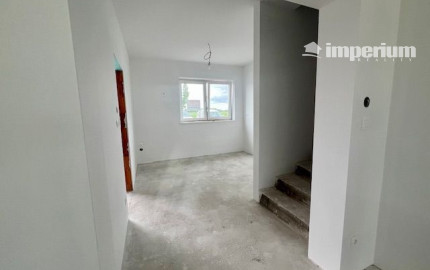 Rovinka -predaj 4 izbový byt so záhradkou.