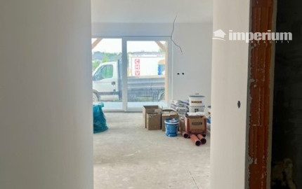 Na predaj 4 izbový bungalov v stave holodomu - obec Kyselica.