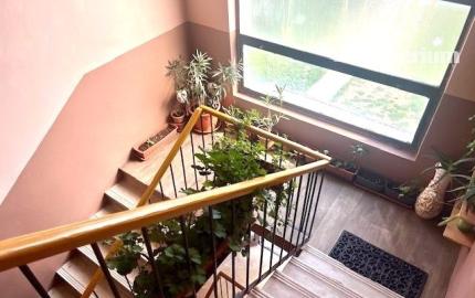 REZERVOVANÉ - Predaj 2 izb.bytu  s garážou v obci Veľké Uľany.