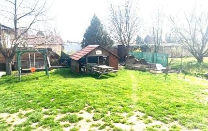 REZERVOVANÉ - Predaj 2 izb.bytu  s garážou v obci Veľké Uľany.