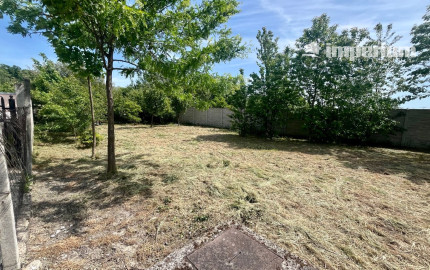 Pekný slnečný stavebný pozemok 750m2 na predaj - Gabčíkovo.