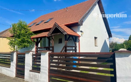 Imperium RK Vám ponúka na predaj 4 izbový rodinný dom za susednými hranicami v  HEGYESHALOME.