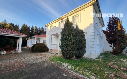 Predaj viacgeneračného domu v maďarskom meste Mosonmagyaróvár.