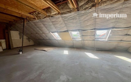 Imperium RK Vám ponúka na predaj 4 izbový rodinný dom za susednými hranicami v  HEGYESHALOME.