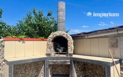 Imperium RK Vám ponúka na predaj 4 izbový rodinný dom za susednými hranicami v  HEGYESHALOME.