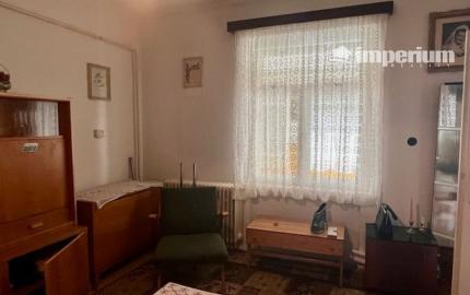 Na predaj 4izb. starší rodinný dom na 8 árovom pozemku  Lehnice -Sása.