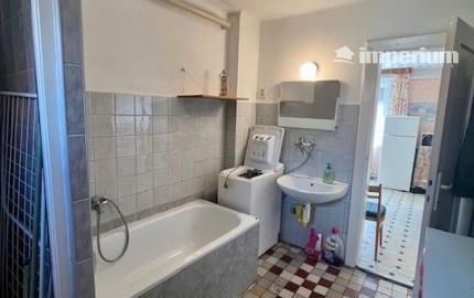 Na predaj 4izb. starší rodinný dom na 8 árovom pozemku  Lehnice -Sása.