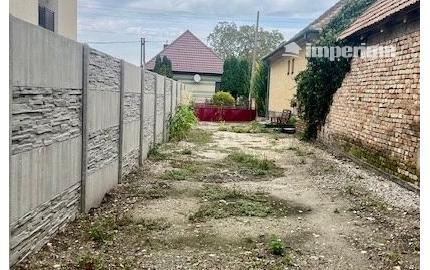 Pekný slnečný pozemok 1182 m2  na predaj - obec Čenkovce.