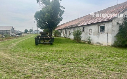 Prenájom skladovacieho objektu v obci Štvrtok na Ostrove.