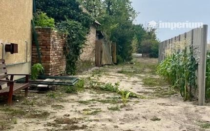 Pekný slnečný pozemok 1182 m2  na predaj - obec Čenkovce.