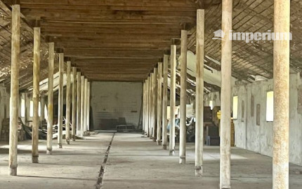 Prenájom skladovacieho objektu v obci Štvrtok na Ostrove.