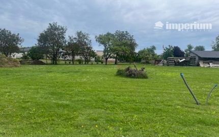 3 KS -Slnečné pozemky v obci Rohovce- ideálne miesto pre váš nový domov.