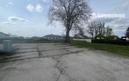 Predaj : pozemok 1550 m2 aj pre developerov  v obci Veľké Blahovo.