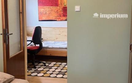 Na predaj 4 - izbový rodinný dom v obci Kalinkovo .