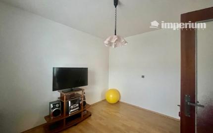 Na predaj 4 - izbový rodinný dom v obci Kalinkovo .