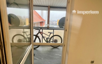 Na predaj pekný veľkometrážny 3 izbový byt s garážou na ul. Nová Ves.