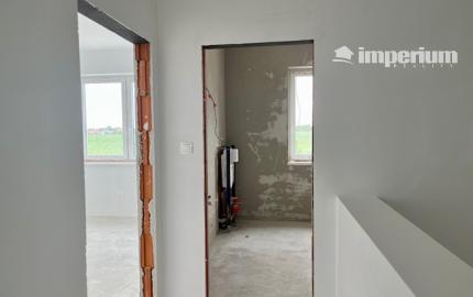 Rovinka -predaj 4 izbový byt so záhradkou.