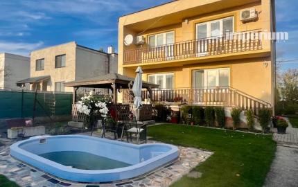 Komfortné bývanie v dvojgeneračnom 4 izbovom dome -Šamorín.