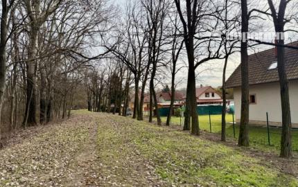 Ohrady – predaj celoročne obývateľnej záhradnej chaty v rekreačnej časti pri Klátovskom ramene.