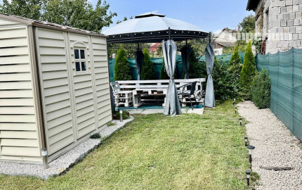 Gabčíkovo - predaj 3 izb. bytu + pozemok a garáž v uzamknutom dvore v centre mesta.