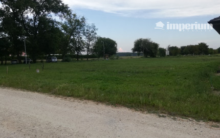 Predaj stavebné pozemky 769 m2 a 720 m2 v obci DUNASZIGET, Maďarsko - CENA : 61 eur / m2