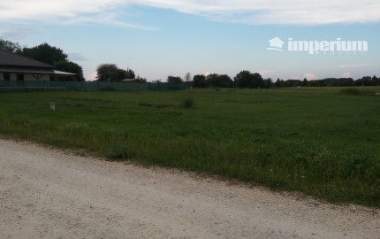 Predaj stavebné pozemky 769 m2 a 720 m2 v obci DUNASZIGET, Maďarsko - CENA : 61 eur / m2