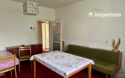 Na predaj 4izb. starší rodinný dom na 8 árovom pozemku v obci Lehnice -Sása.