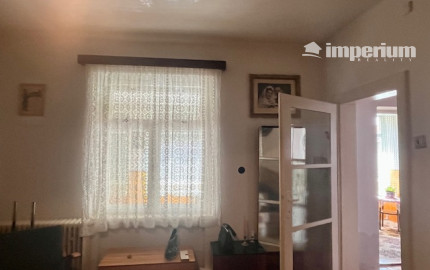 Na predaj 4izb. starší rodinný dom na 8 árovom pozemku v obci Lehnice -Sása.