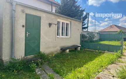 Na predaj 4izb. starší rodinný dom na 8 árovom pozemku v obci Lehnice -Sása.