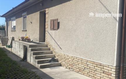 Predaj rodinného domu v západnom centre Dunajskej Stredy, ulica Poľná.