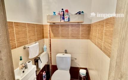 Na predaj elegantný 4-izbový rodinný dom v obci Hegyeshalom.